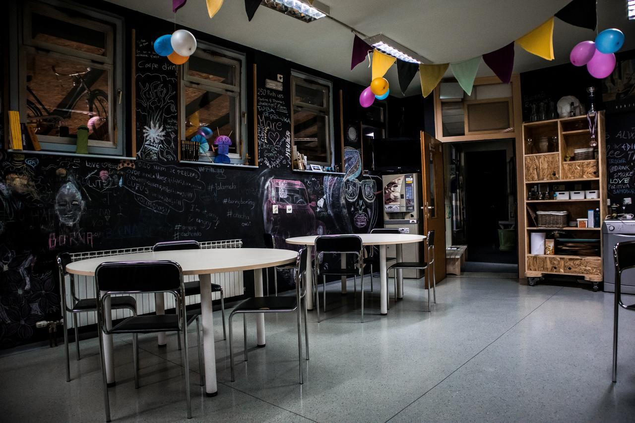 Hostel Samobor Bagian luar foto