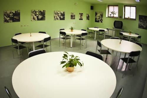 Hostel Samobor Bagian luar foto